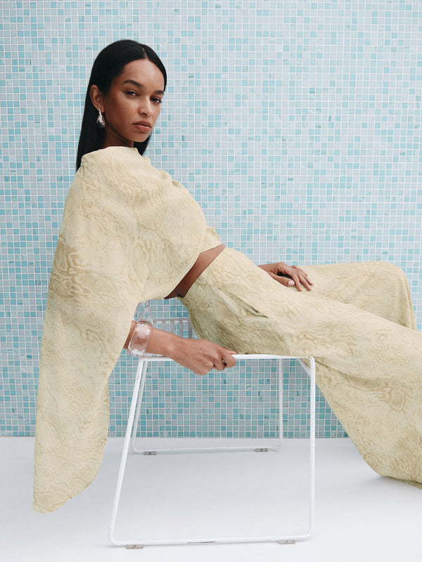 What Is a Co-ord Set? Styling and Wearing Guide
