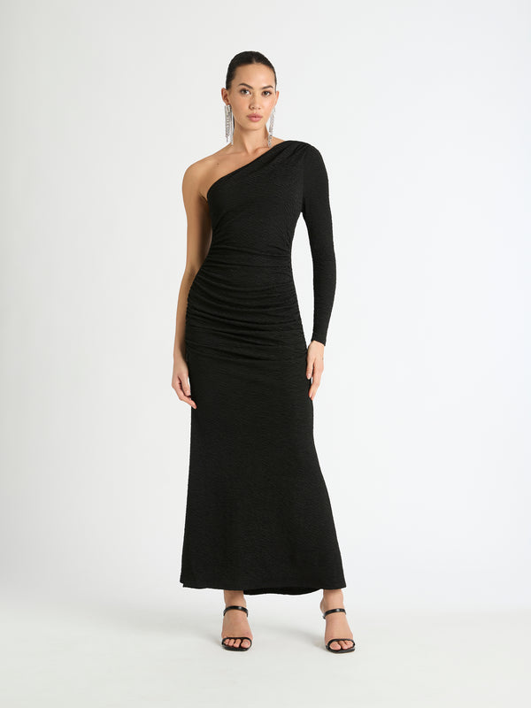 ASHLEY DRESS IN BLACK FRONT IMAGE STYLED
