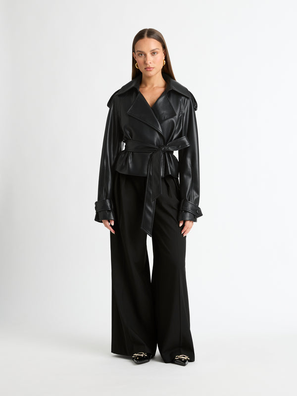 ALFIE CROP TRENCH BLACK FRONT IMAGE STYLED