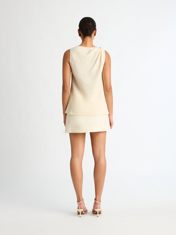 SANDY TOP, back view
