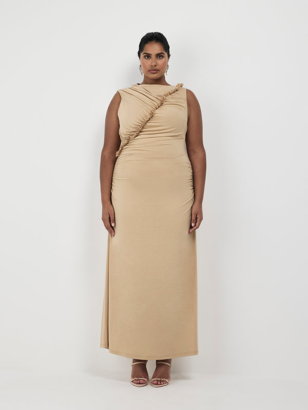 VICTORIA DRESS, front view on size 16 model