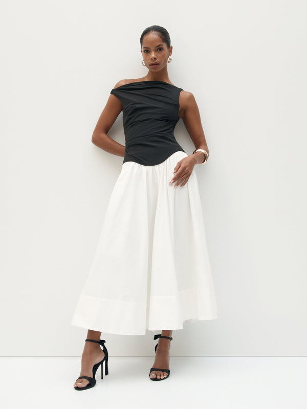 SHEIKE Tamika Maxi Dress Black 1008140 Campaign Image