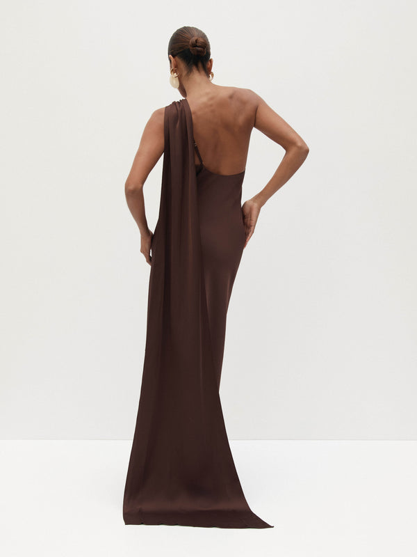 SHEIKE Emmy Gown Chocolate 1008097 Campaign Image