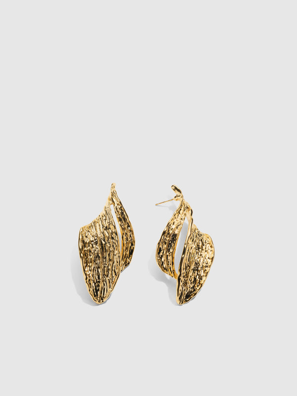 SHEIKE Jules Earrings Gold 1007935 Detail Ghost Image