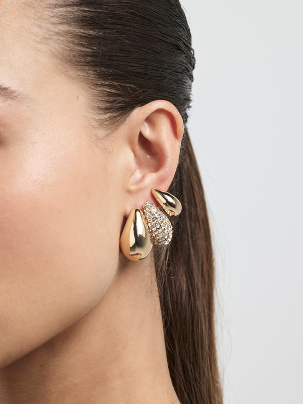 SHEIKE Demi Earring Stack Gold 1007940 Model Image