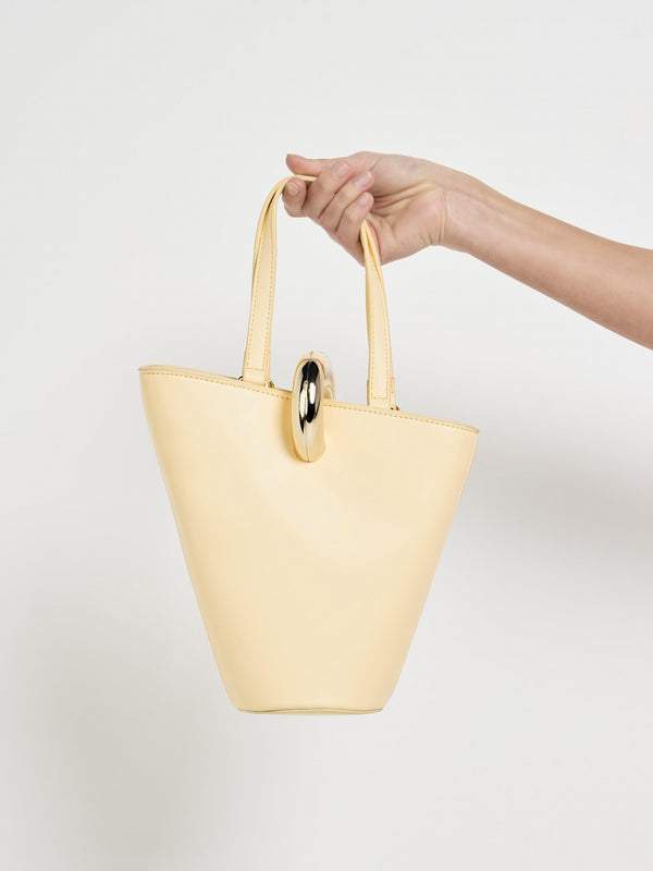 SHEIKE Penelope Bag Limoncello 1008039 Model Image