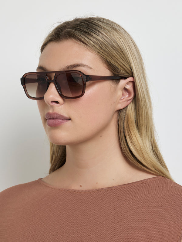 SHEIKE Kaia Sunglasses Mocca 1008265 Model Image