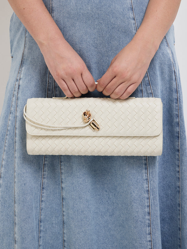 SHEIKE Akira Handle Bag Ivory 1008308 Model Image