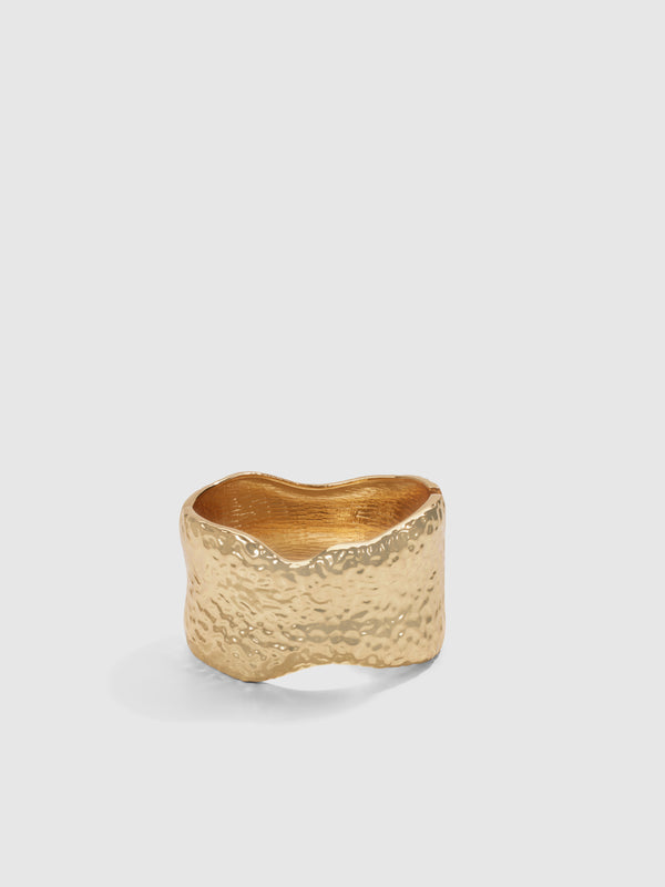 SHEIKE Laura Bangle Gold 1008429 Ghost Image