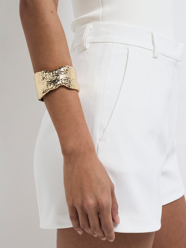 SHEIKE Laura Bangle Gold 1008429 Model Image