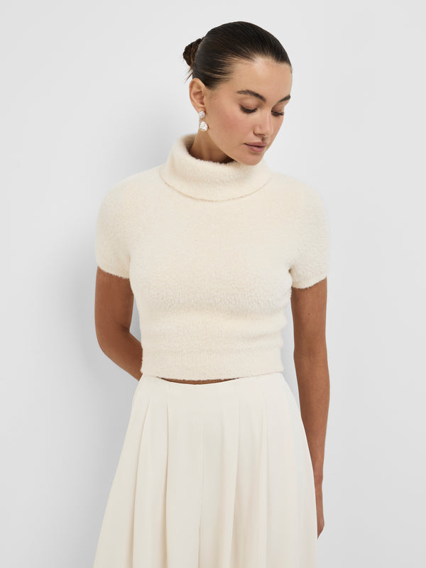SCARLETT FLUFFY KNIT TOP, close-up detail on size 8 model