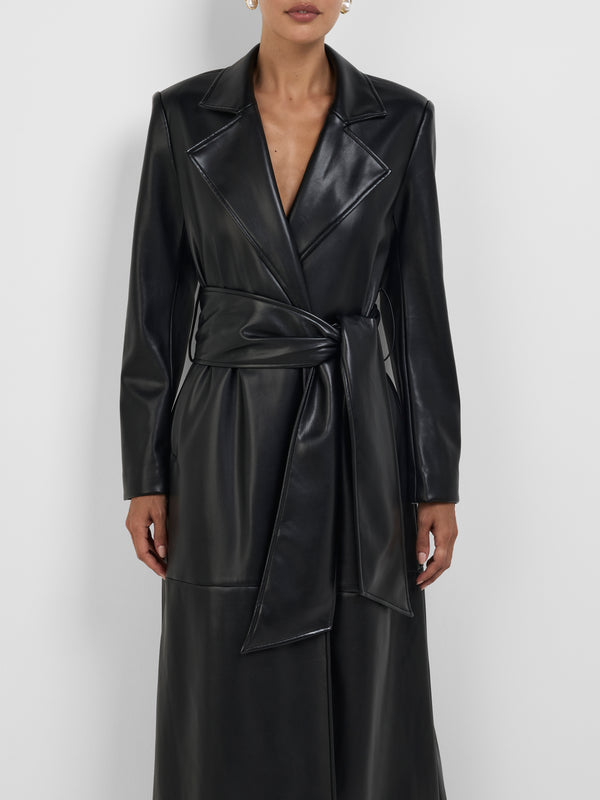 DAKOTA COAT, close-up detail
