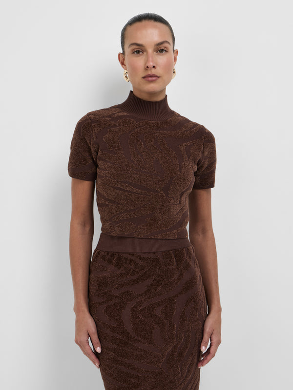 Size8 SHEIKE Rita Knit Top Chocolate 1008716 Close Up Image