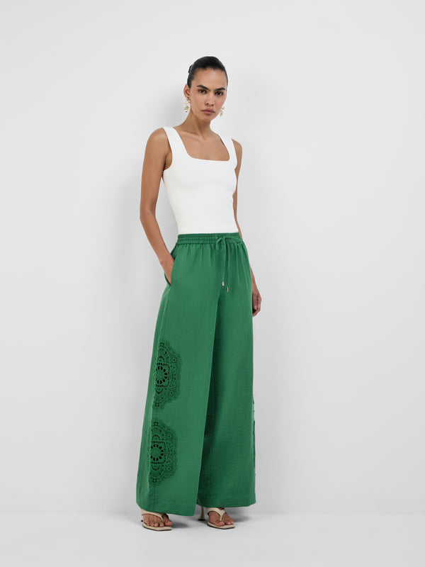 AMELIA PANT