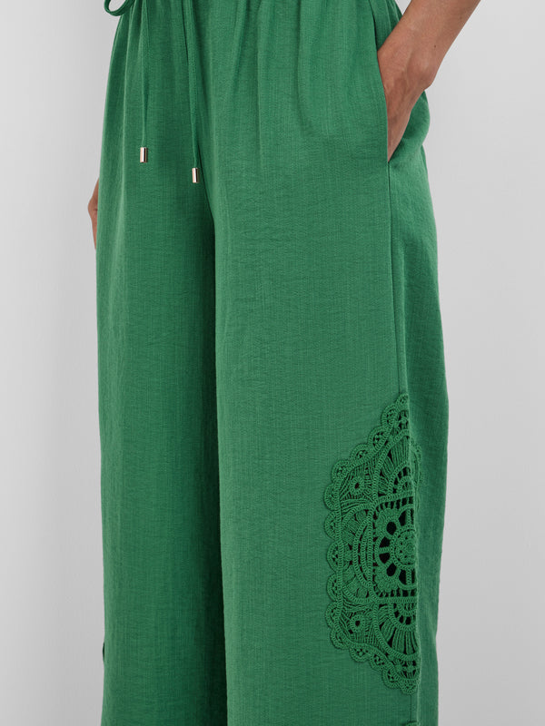 AMELIA PANT