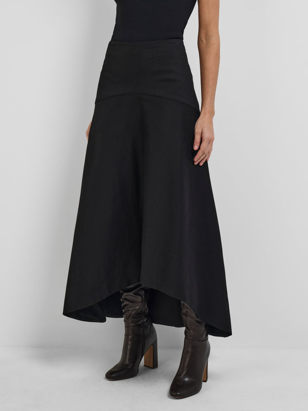 ARLO SKIRT, close-up detail on size 8 model