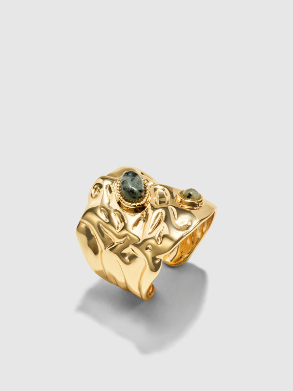 SYLVIE RING, flat lay
