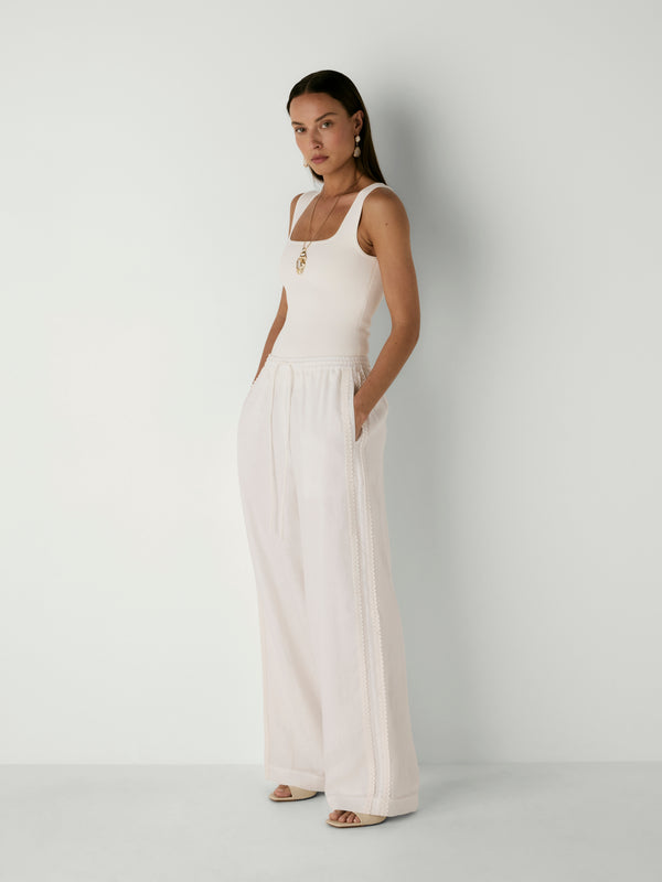WHITLEY PANT, front view on size 8 model
