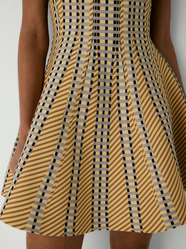 XIAH KNIT DRESS, close-up detail