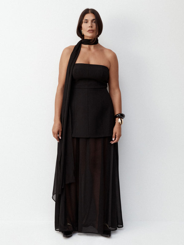 Size12 SHEIKE Marissa Dress Black 1007865 Campaign Image