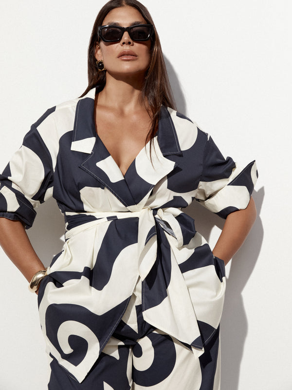 Size12 SHEIKE Ripple Shirt Abstract 1007669 Campaign Image