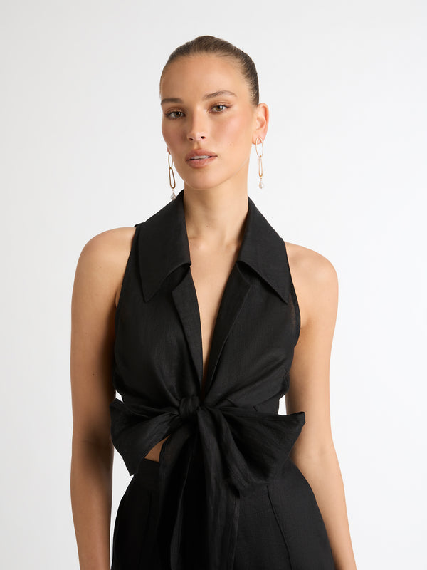 FRANKIE LINEN SLEEVELESS TIE FRONT TOP IN BLACK CLOSE UP