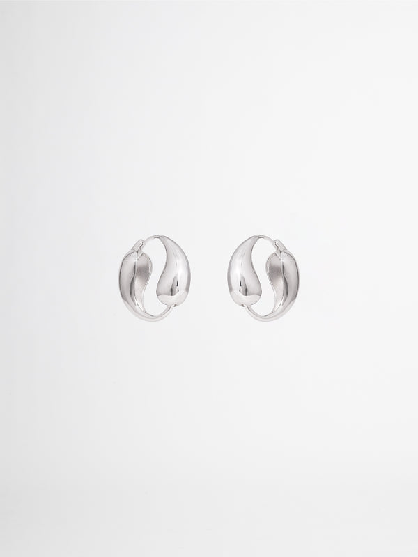 DUALITY EARRINGS SILVER GHOST IMAGE