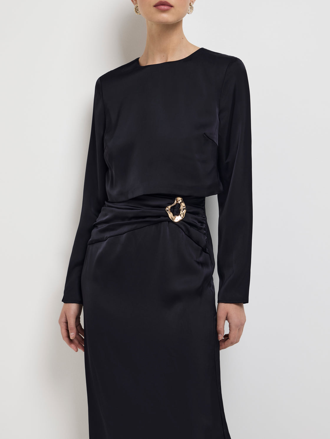 SEISHIKI STUDIO Lace Long Sleeve Midi Dress – Sculpting Fit & Sheer Texture Black