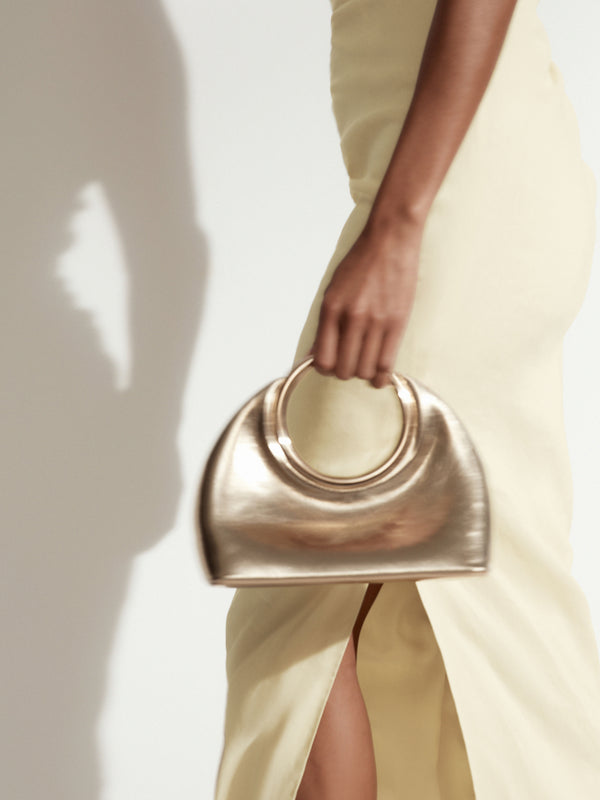 SHEIKE Elle Handle Bag Gold 1008305 Campaign Image