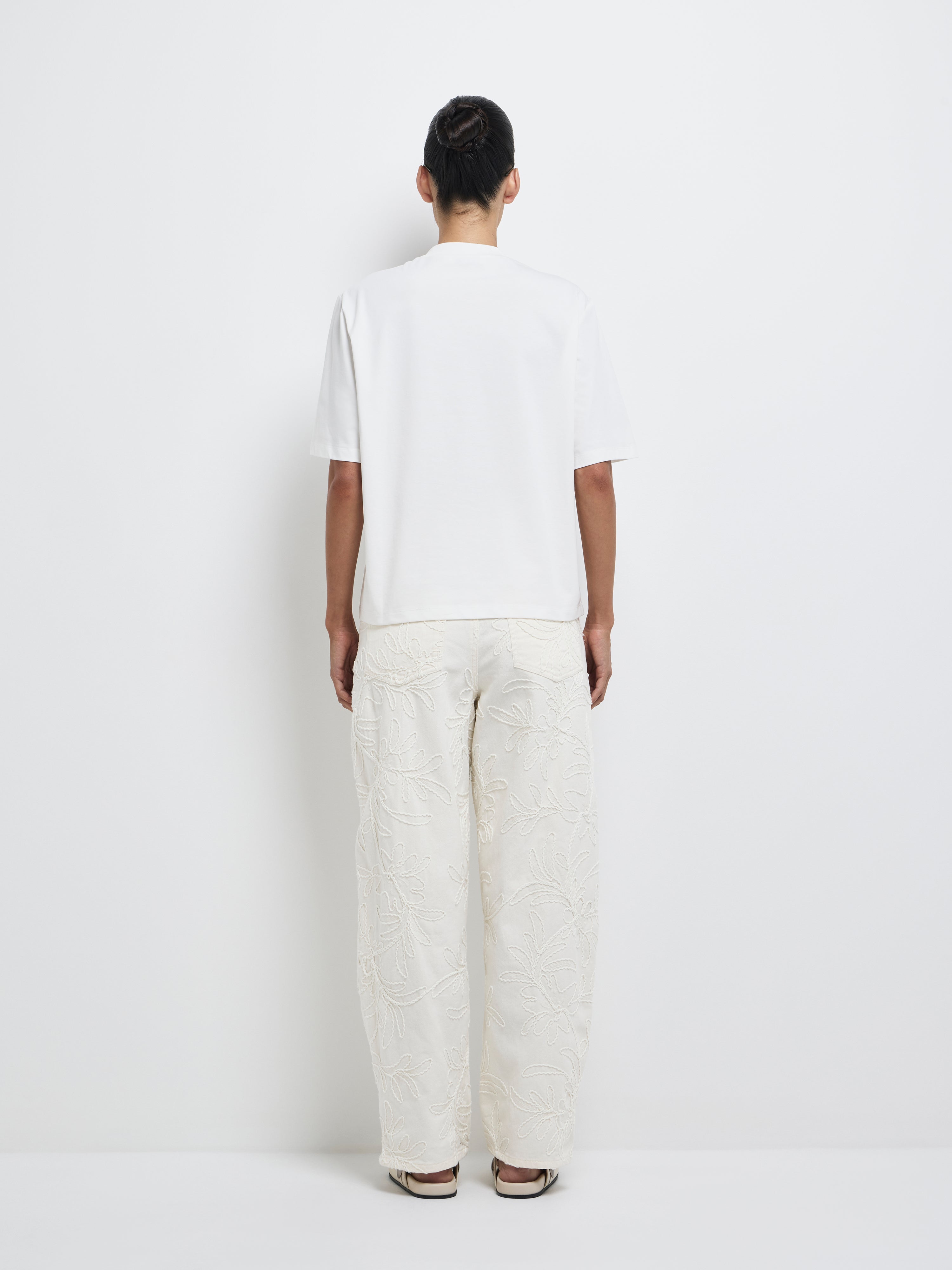 Aphrodite T-Shirt White | Embroidery T-Shirt | SHEIKE