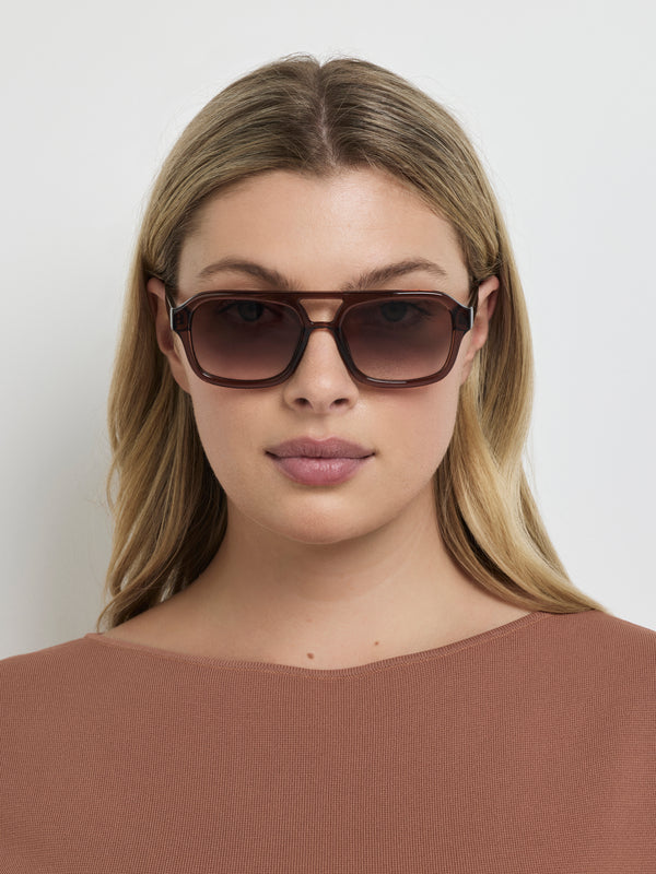 SHEIKE Kaia Sunglasses Mocca 1008265 Model Image