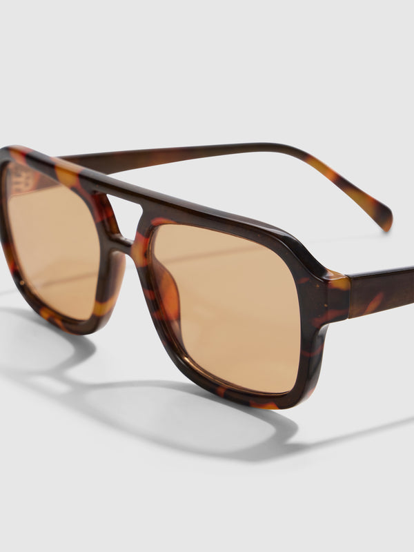 SHEIKE Kaia Sunglasses Tort 1008266 Detail Ghost Image