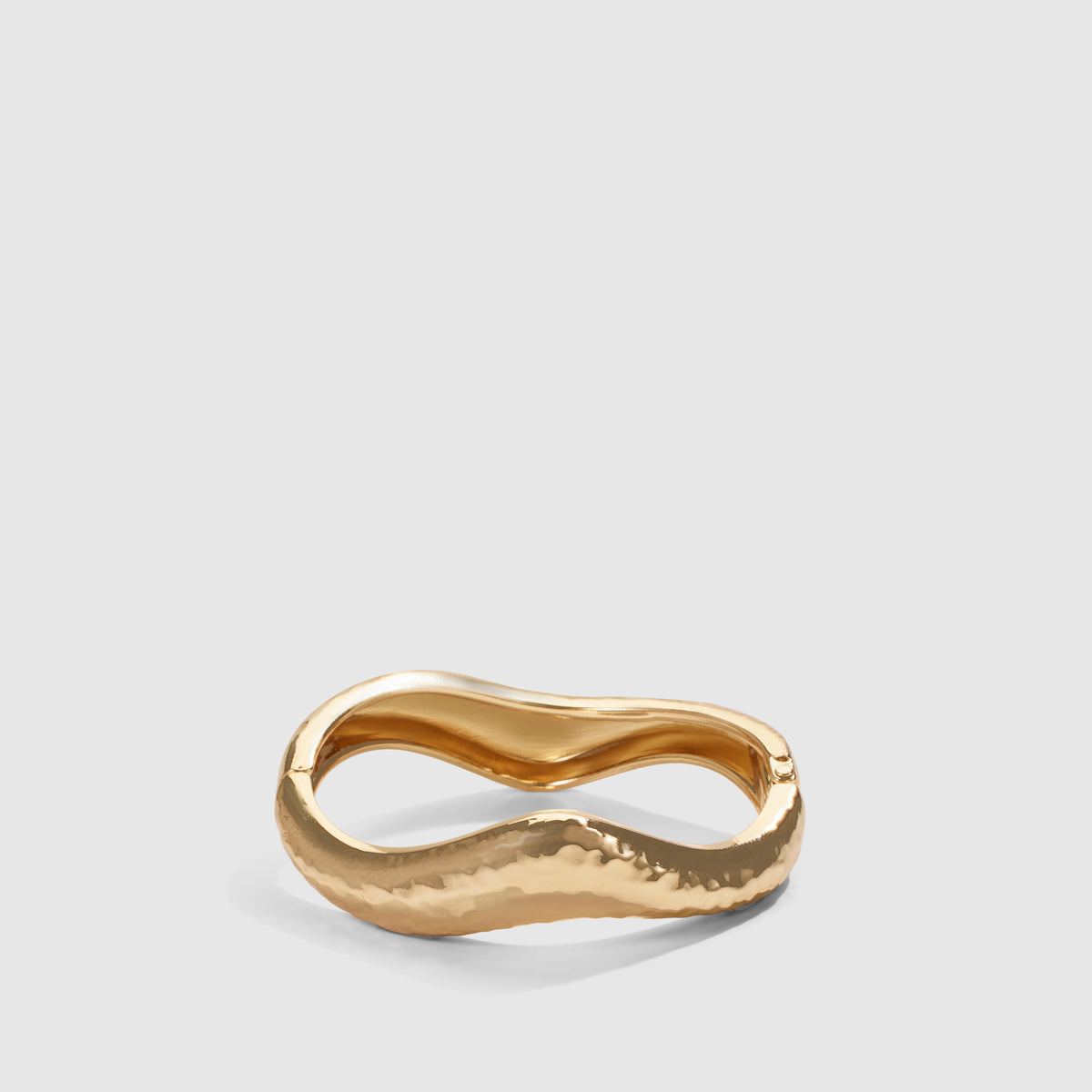 Goin Bangle Gaby Bangle Gold | Thin Metal Bangle | SHEIKE
