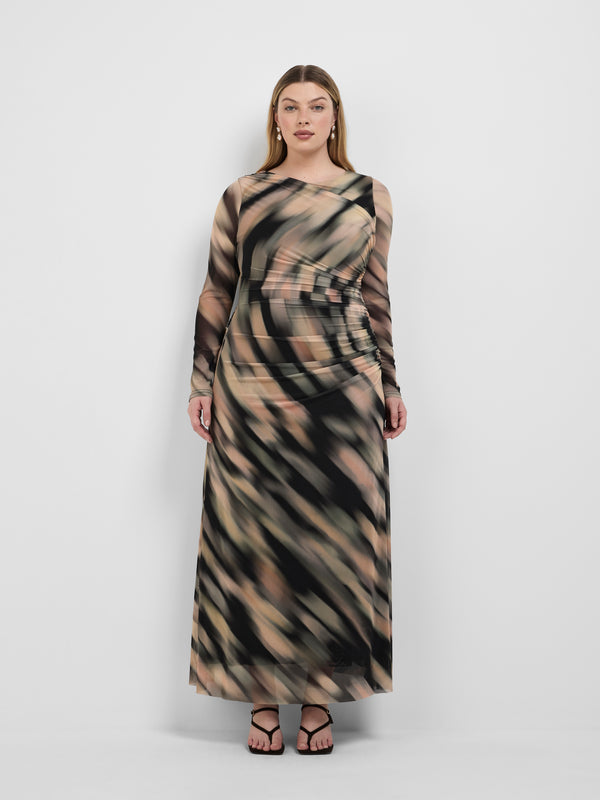 ANORA DRESS, front view on size 16 model