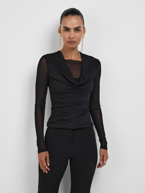 RANA SLEEVE TOP, close-up detail on size 8 model