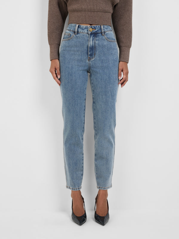 ELLIE SKINNY JEAN, close-up detail on size 8 model