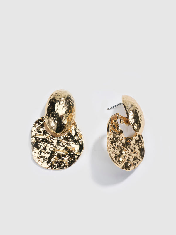 ELYSE EARRING, close-up detail