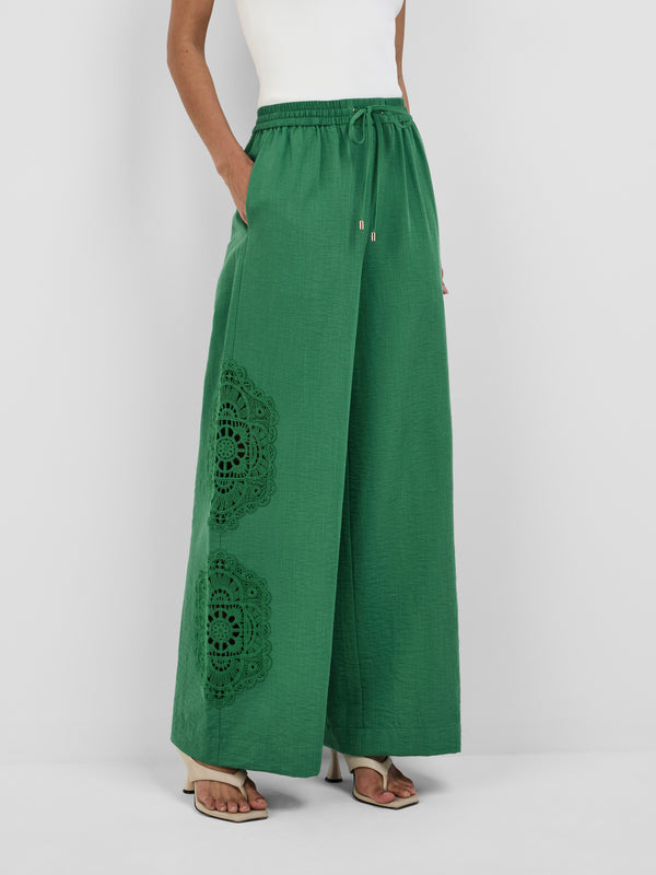 AMELIA PANT