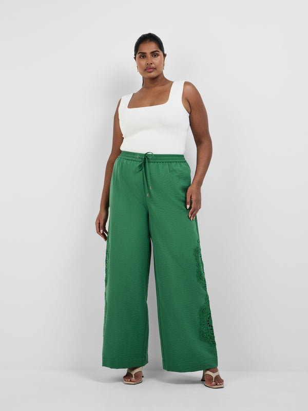 AMELIA PANT