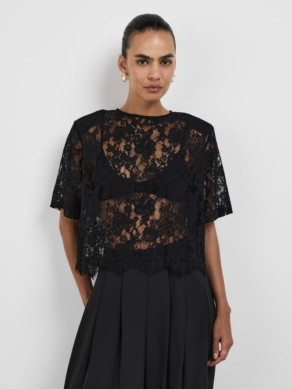 HARLOW LACE T-SHIRT, close-up detail on size 8 model