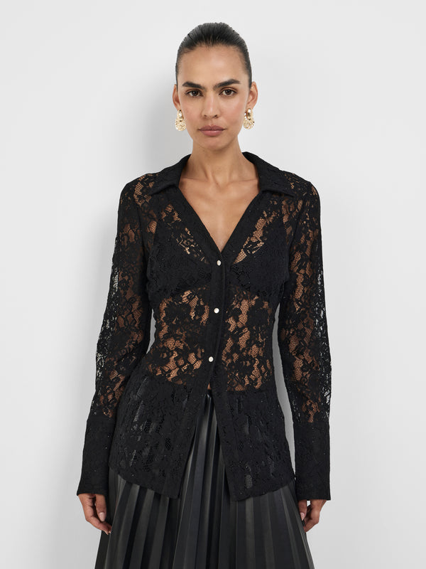 HARLOW LACE TOP, close-up detail on size 8 model