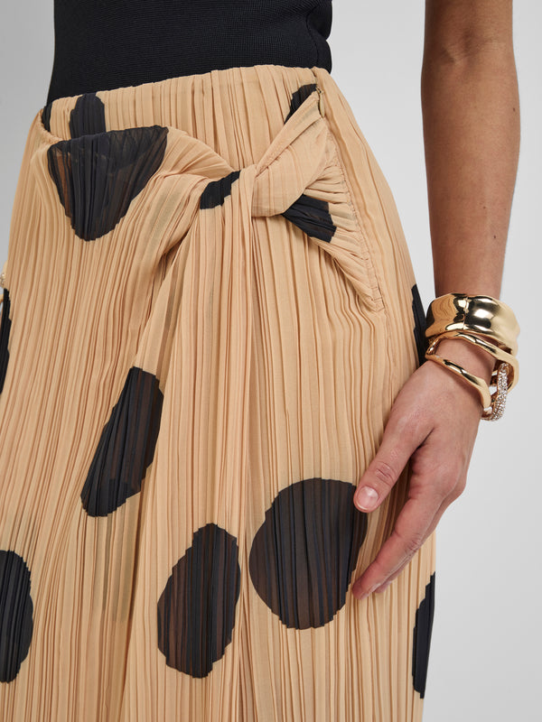 NIA SKIRT, close-up detail