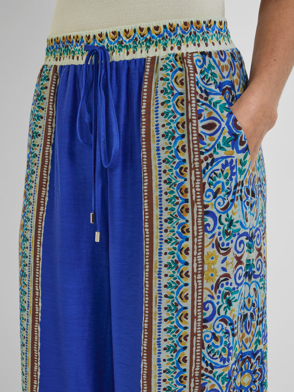 MYRA PANT, close-up detail