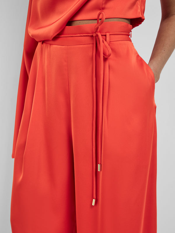 SIHAM PANT, close-up detail
