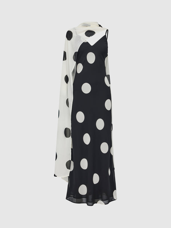 NIA GOWN, flat lay