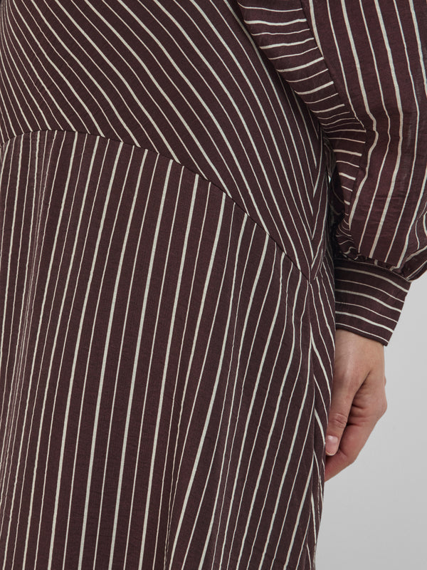 LINA SKIRT, close-up detail