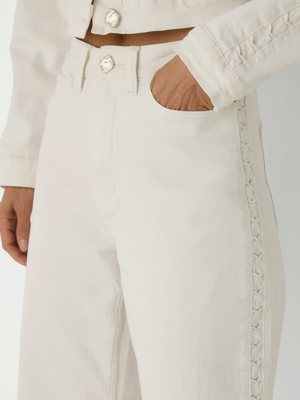 AVERY DENIM JEAN, close-up detail
