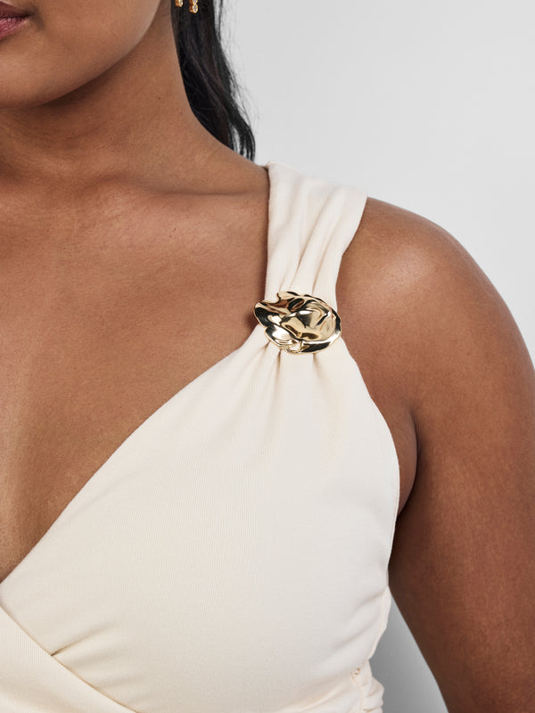 SKYLAR BROOCH, close-up detail