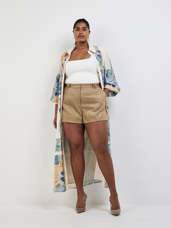 TIANA SHORT, front view on size 16 model