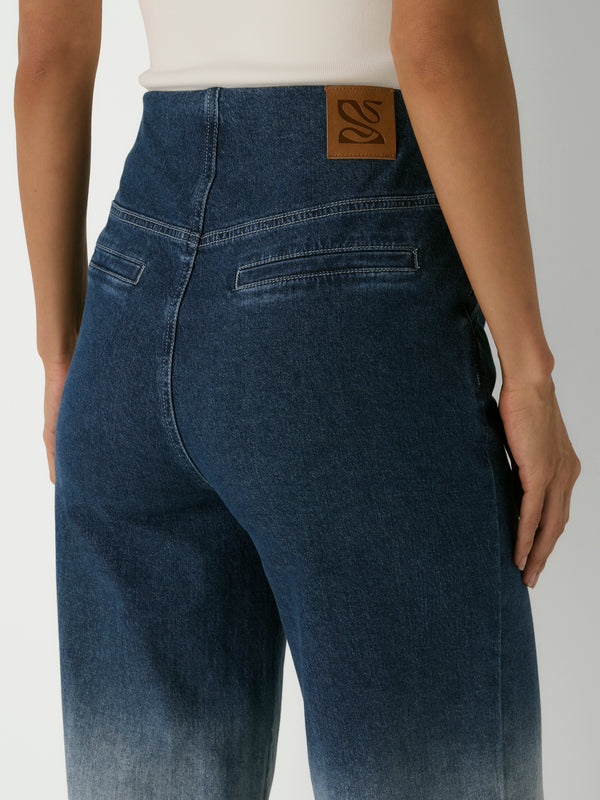 AMBRA JEAN, back view